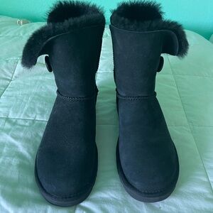 UGG Black Winter Boots with Plush Fur Trim and Suede Material